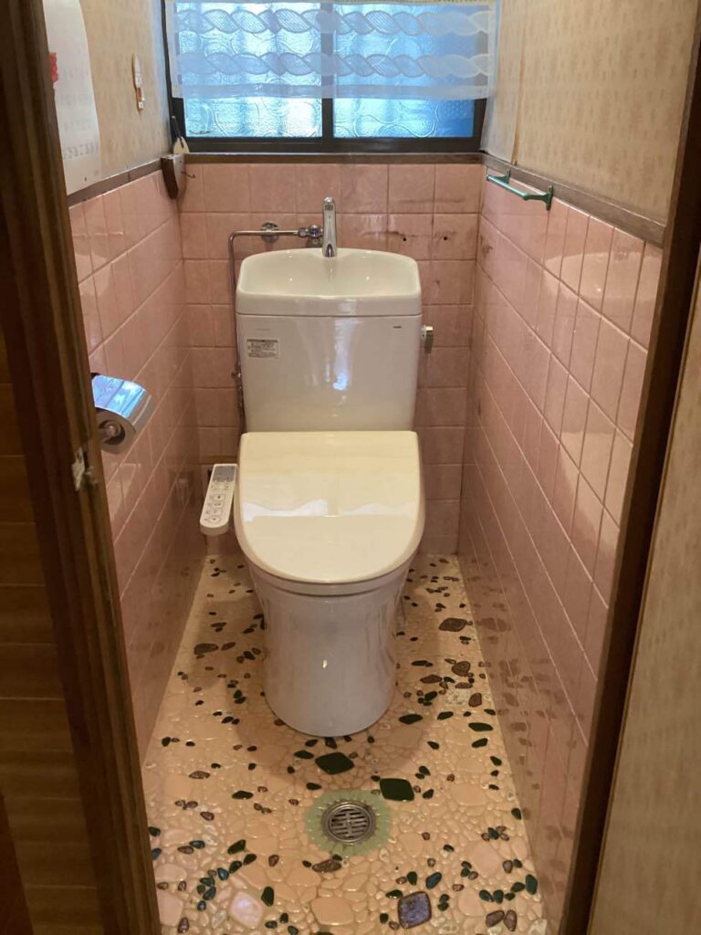 【早島町】隅付きトイレからTOTOピュアレストに交換しました！